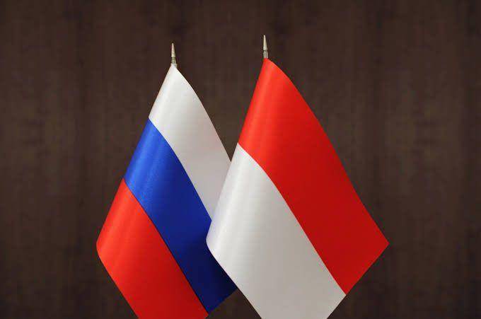 Bendera Rusia dan Indonesia. (twitter.com/Russian Embassy, IDN)