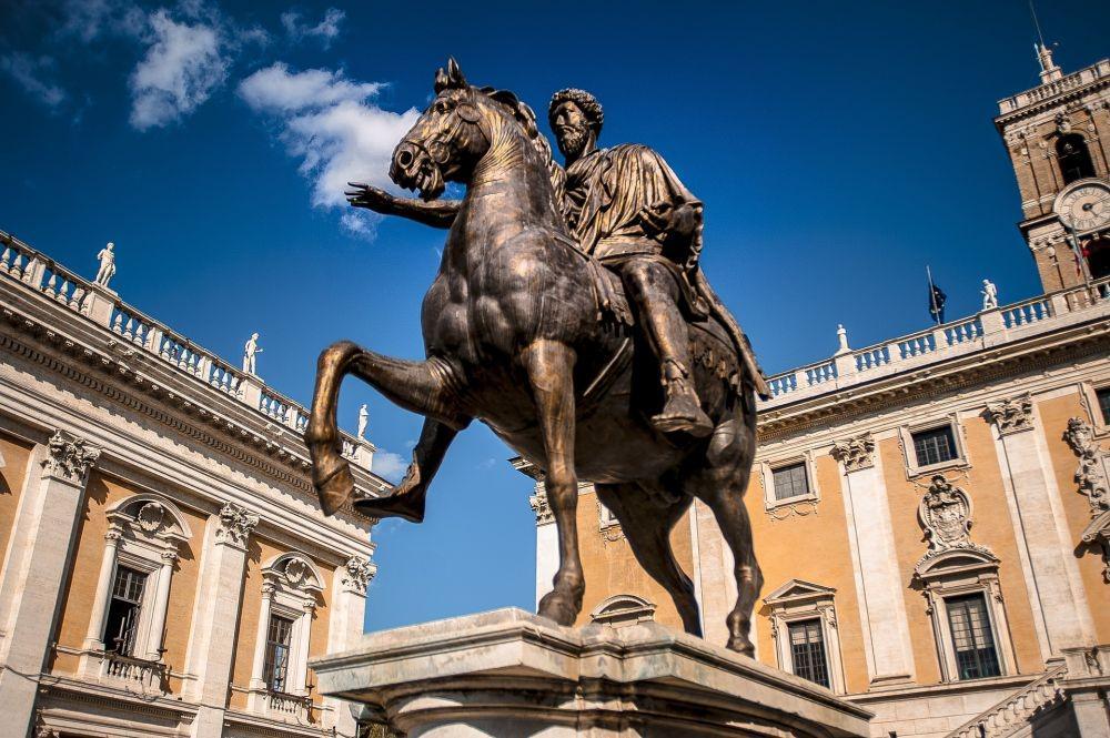[OPINI] Arti Kebahagiaan dalam Filosofi Stoa Menurut Marcus Aurelius