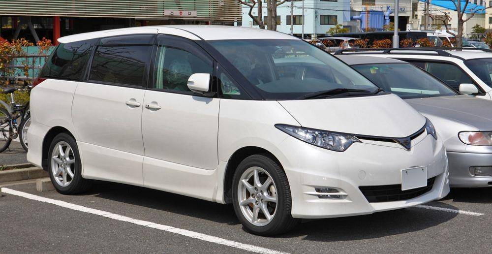 Toyota Estima 2006 (wikipedia.org)
