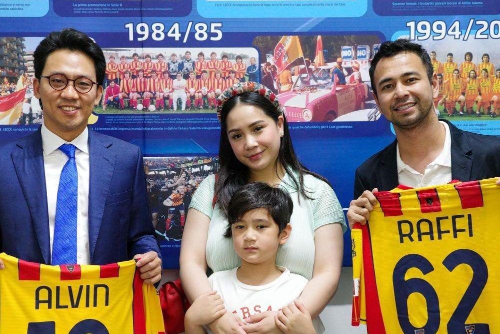 10 Momen Raffi Ahmad Kunjungi Stadion Lecce di Italia, Akuisisi?