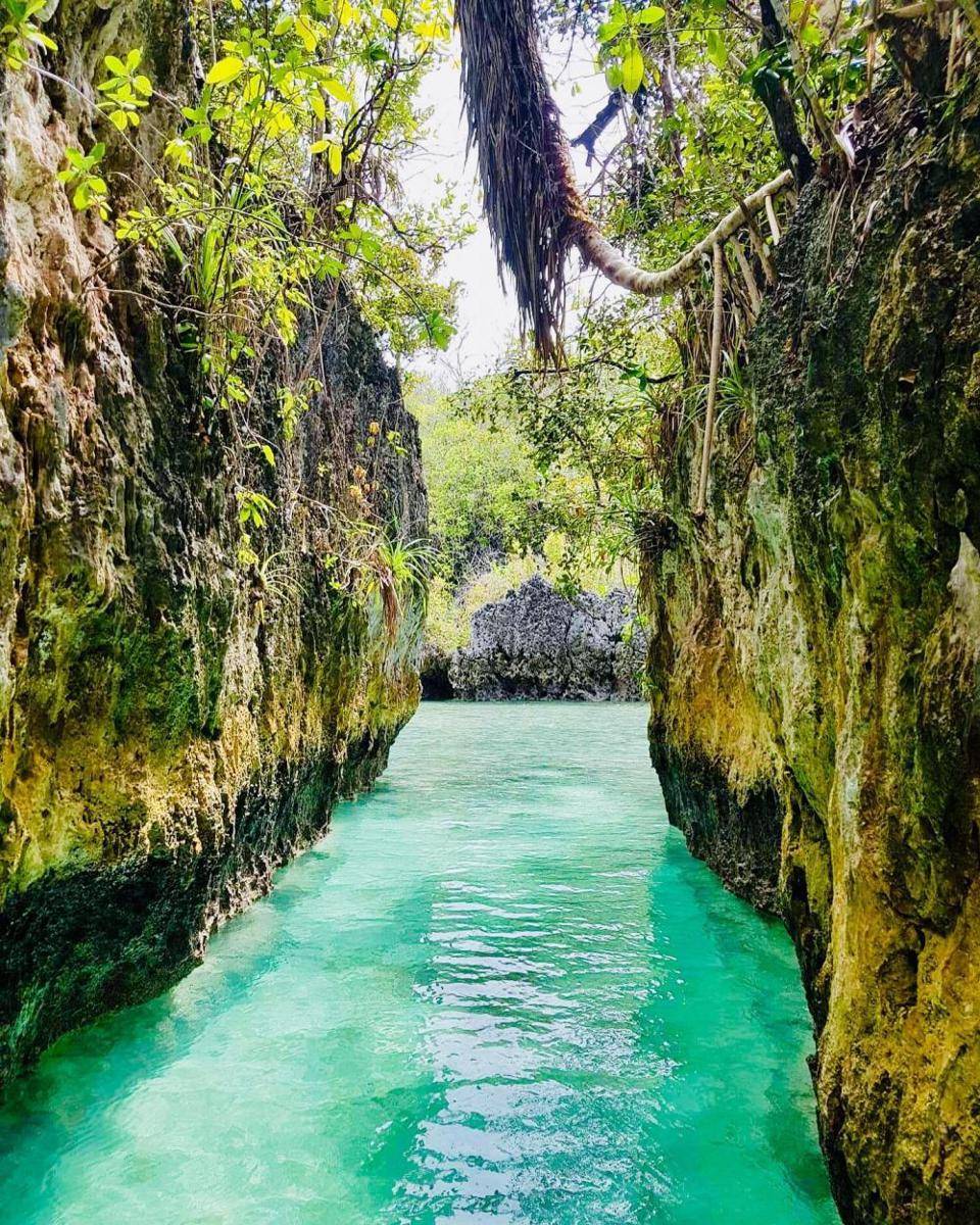 potret Pulau Bair (instagram.com/dennis_larry)