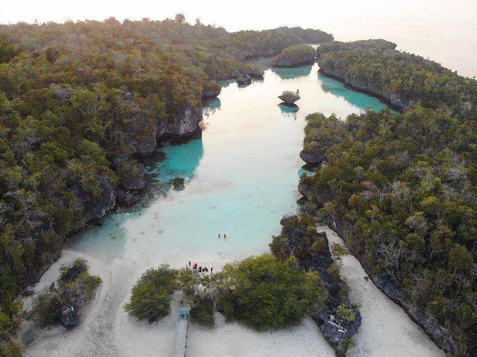potret Pulau Bair (instagram.com/visit.kei)