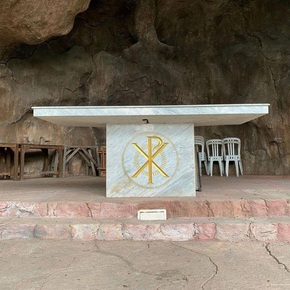 Gua Maria Pohsarang (pexels.com/pangaandrew719)