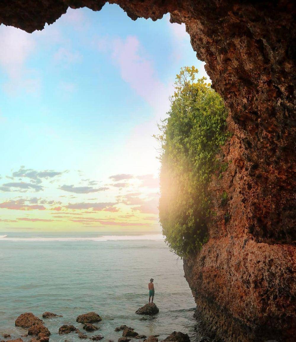 Pantai Tambakrejo (instagram.com/visiteastjava)