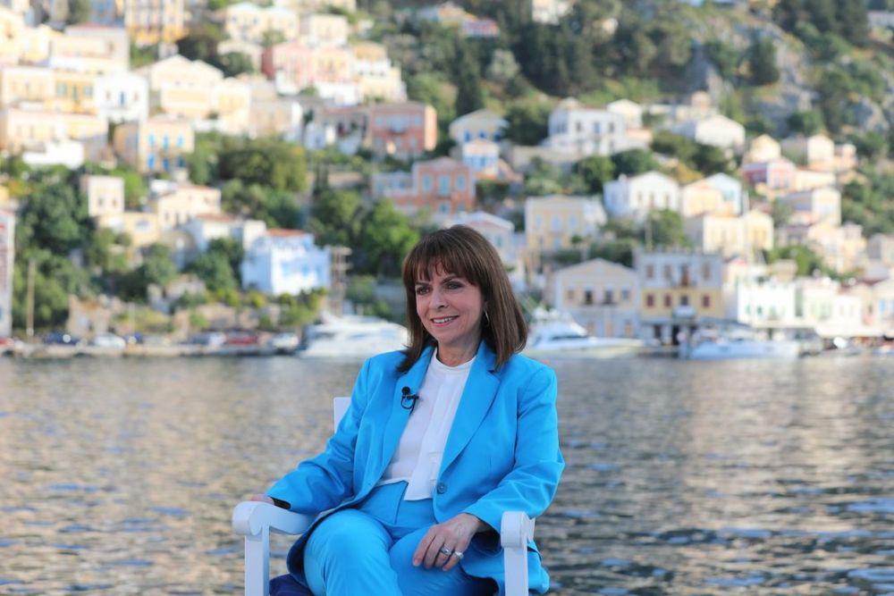 10 Fakta Katerina Sakellaropoulou, Presiden Perempuan Pertama Yunani