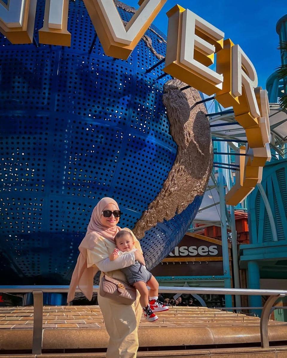 Nathalie Holscher dan anak (instagram.com/nathalieholscher)