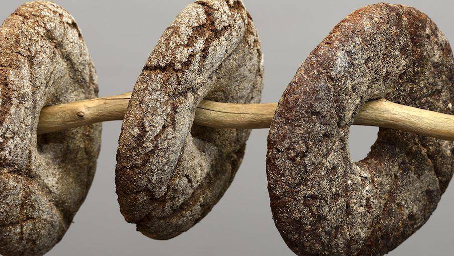 Ruisreikäleipä (tasteatlas.com)