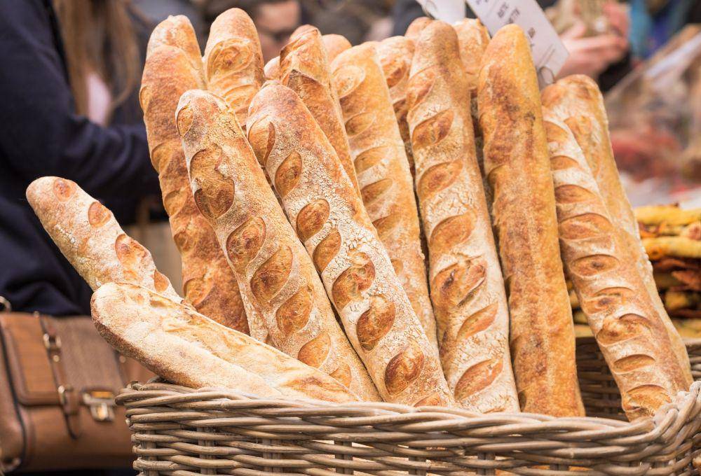 baguette (thespruceeats.com)
