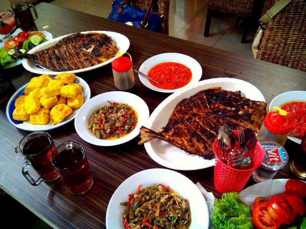Ikan Bakar Sambal Pesisir (instagram.com/yumma_umma)
