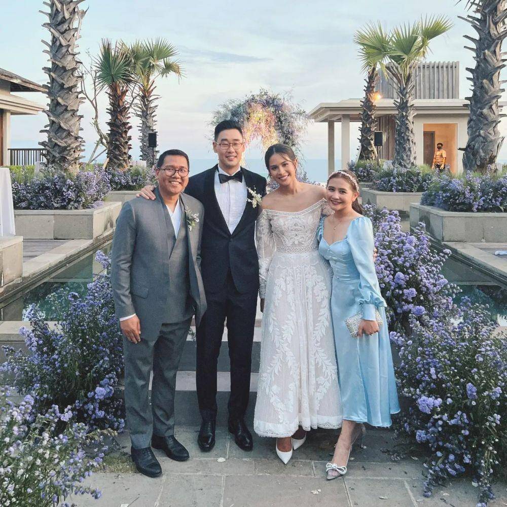 Iman Usman dan Prilly kondangan (Instagram.com/imanusman)