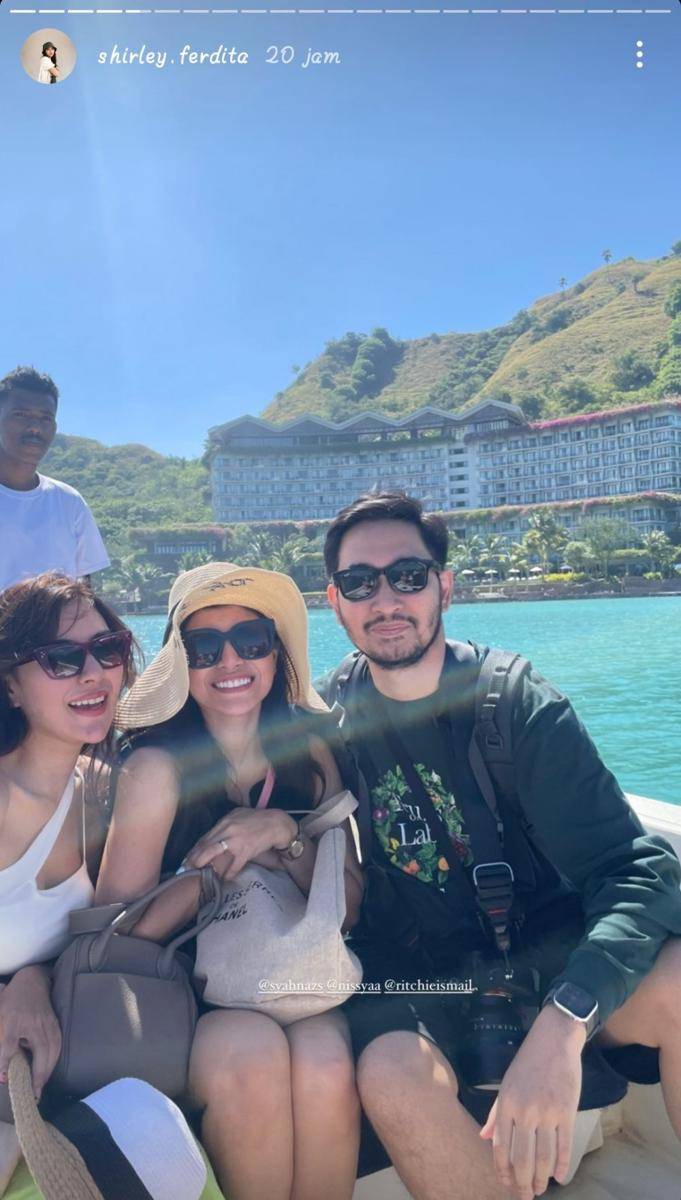 momen liburan Nisya dan Syahnaz di Labuan Bajo (instagram.com/shirley.ferdita)