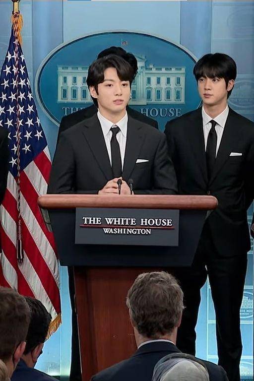 BTS saat press briefing di White House (youtube.com/C-SPAN)