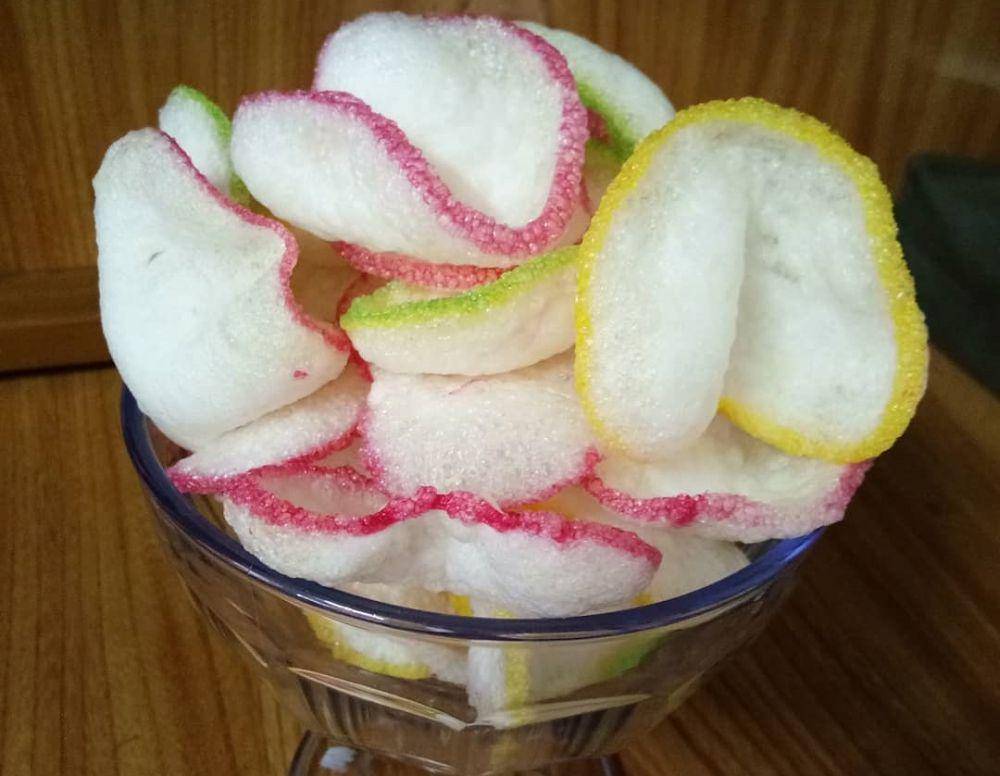 kerupuk bawang (instagram.com/siu_ling11)