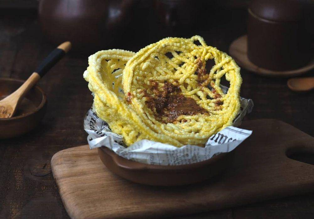 kerupuk mie (instagram.com/astridfebrinarizal)