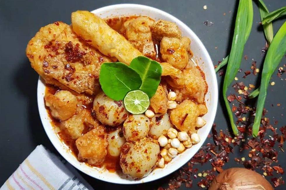Resep Bakso Aci Kuah Pedas, Kuah Hangatnya Bikin Rileks!