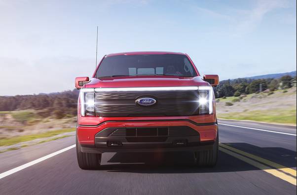Ford F-150 Lightning sudah dikirim ke konsumen (Ford)