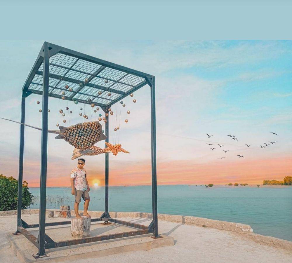 Pantai Pasir Perawan (instagram.com/soedibyo.jr)