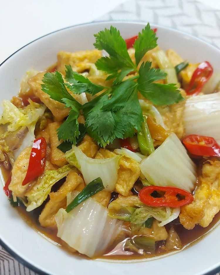 tumis tahu sawi (instagram.com/abutosca_official)
