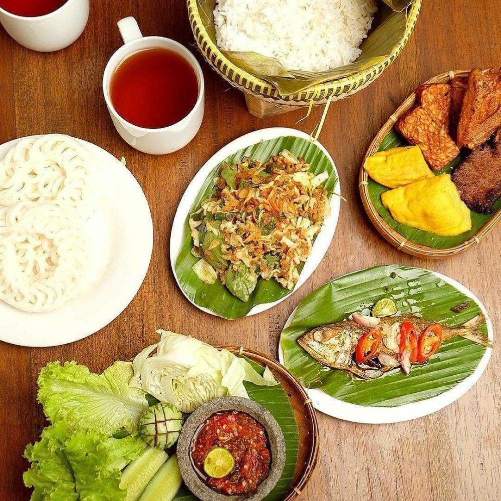 5 Rumah Makan Sunda Paling Populer di Dago, Bandung