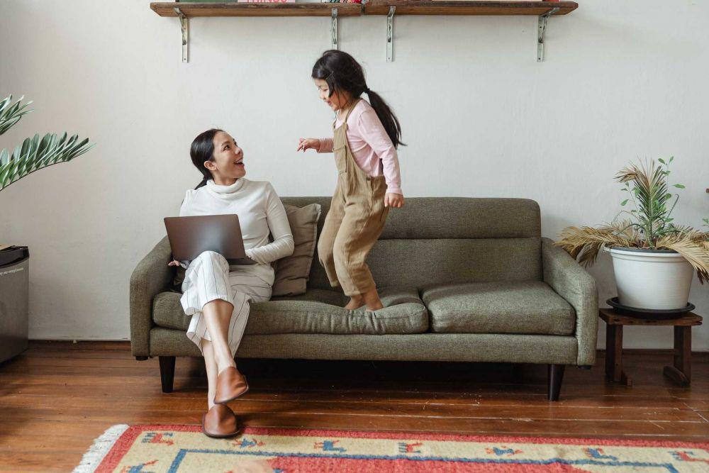 5 Cara Seimbangkan Peran Ganda bagi Ibu yang Juga Kerja Mencari Uang