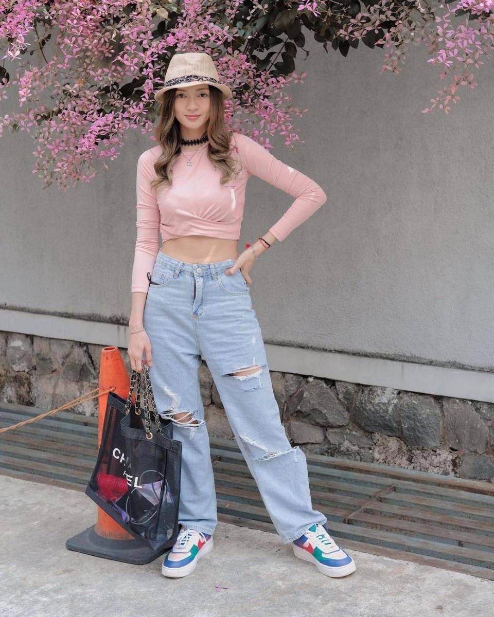 OOTD Korean Style ala Furry Citra (instagram.com/furrycitra)