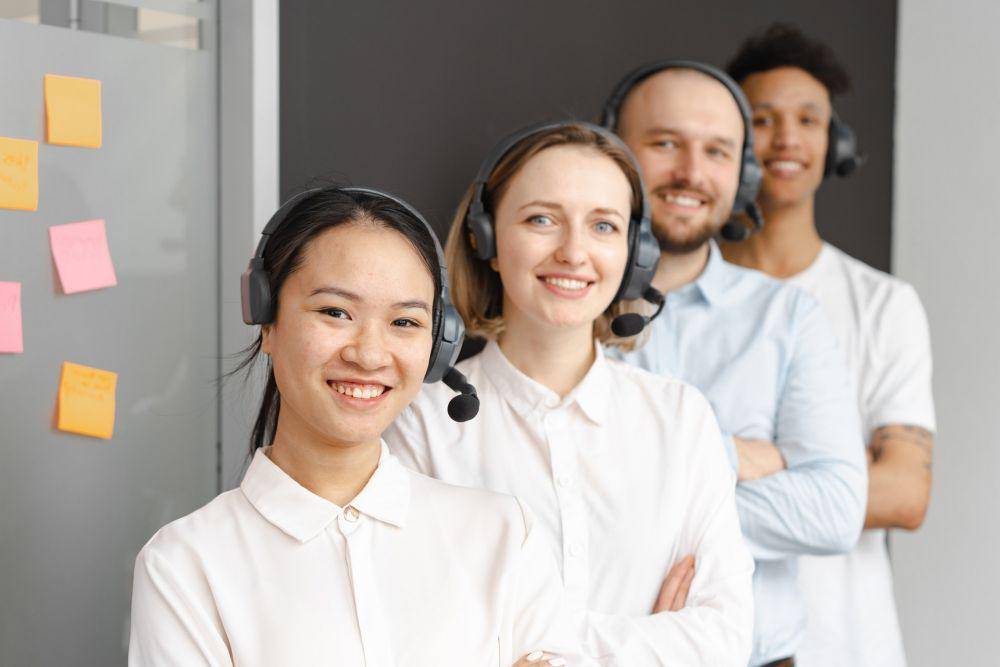ilustrasi customer service (Pexels.com/ Mikhail Nilov)