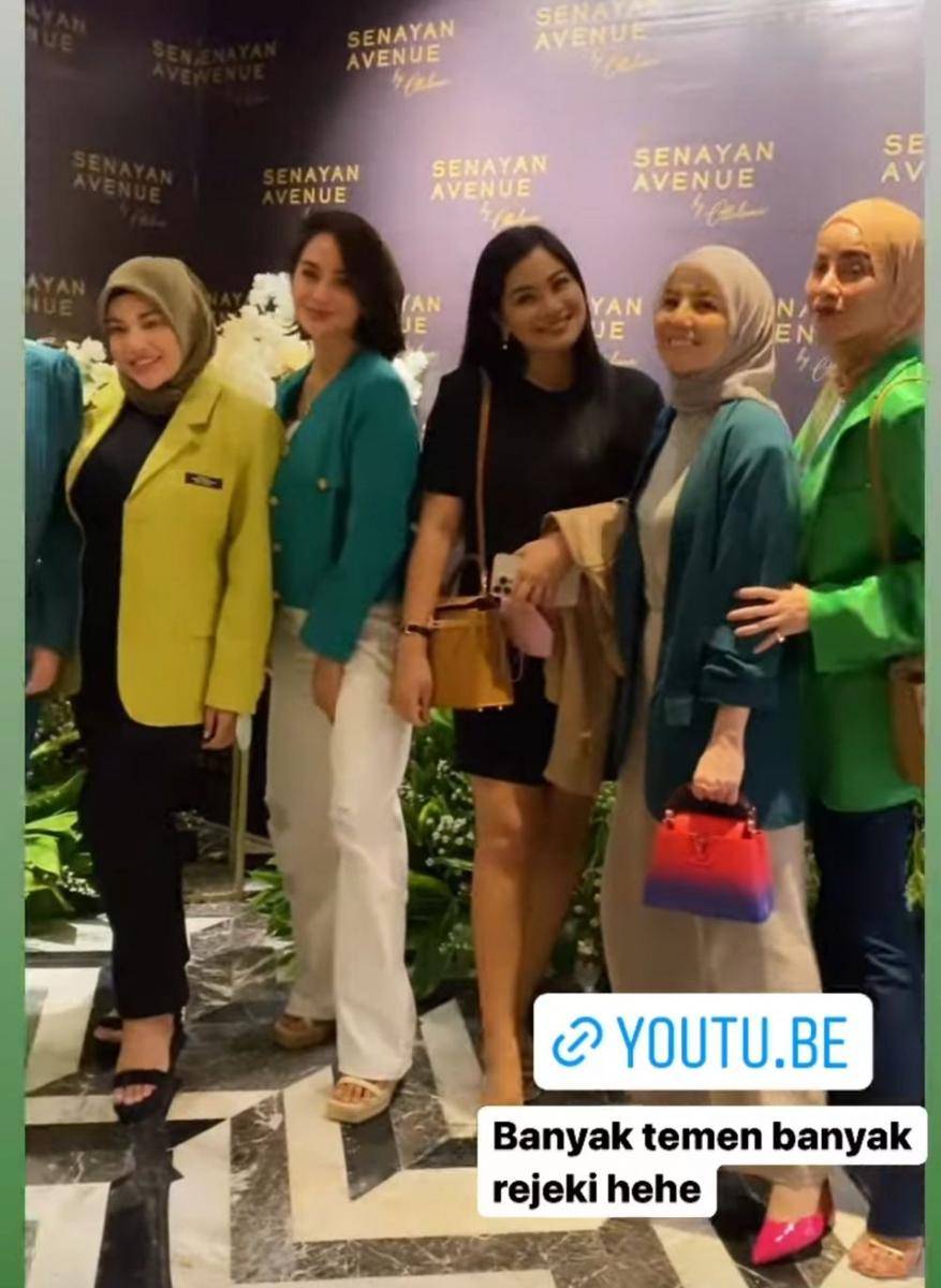 Aurel Hermansyah dan Geng Cendol (instagram.com/ashanty_ash)