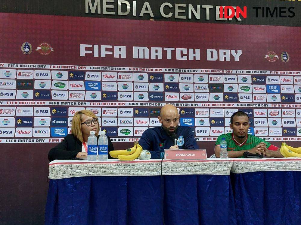 Bangladesh di laga lawan Timnas Indonesia. (IDN Times/Sandy Firdaus)