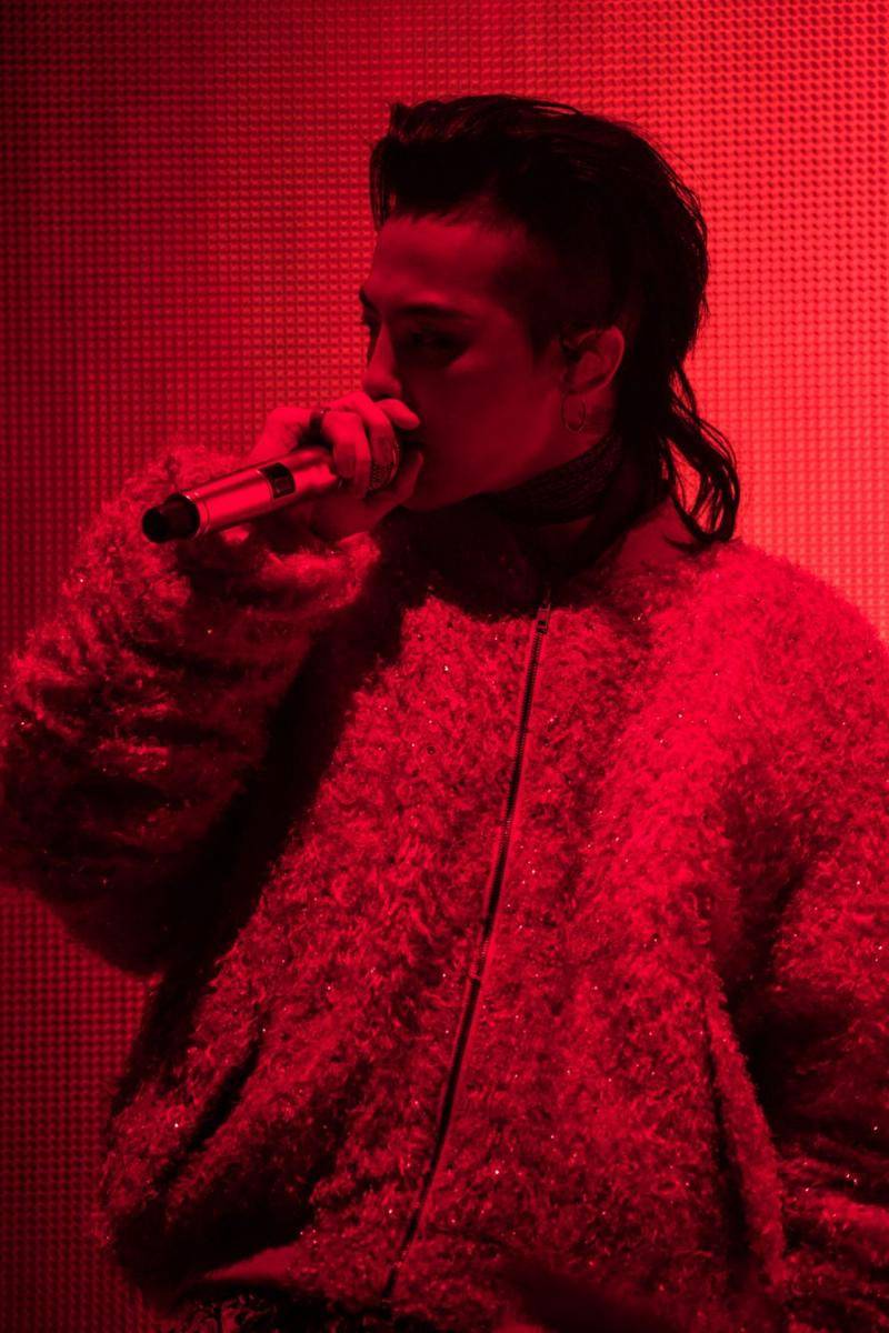 G-Dragon Act III: M.O.T.T.E (facebook.com/gdragon)