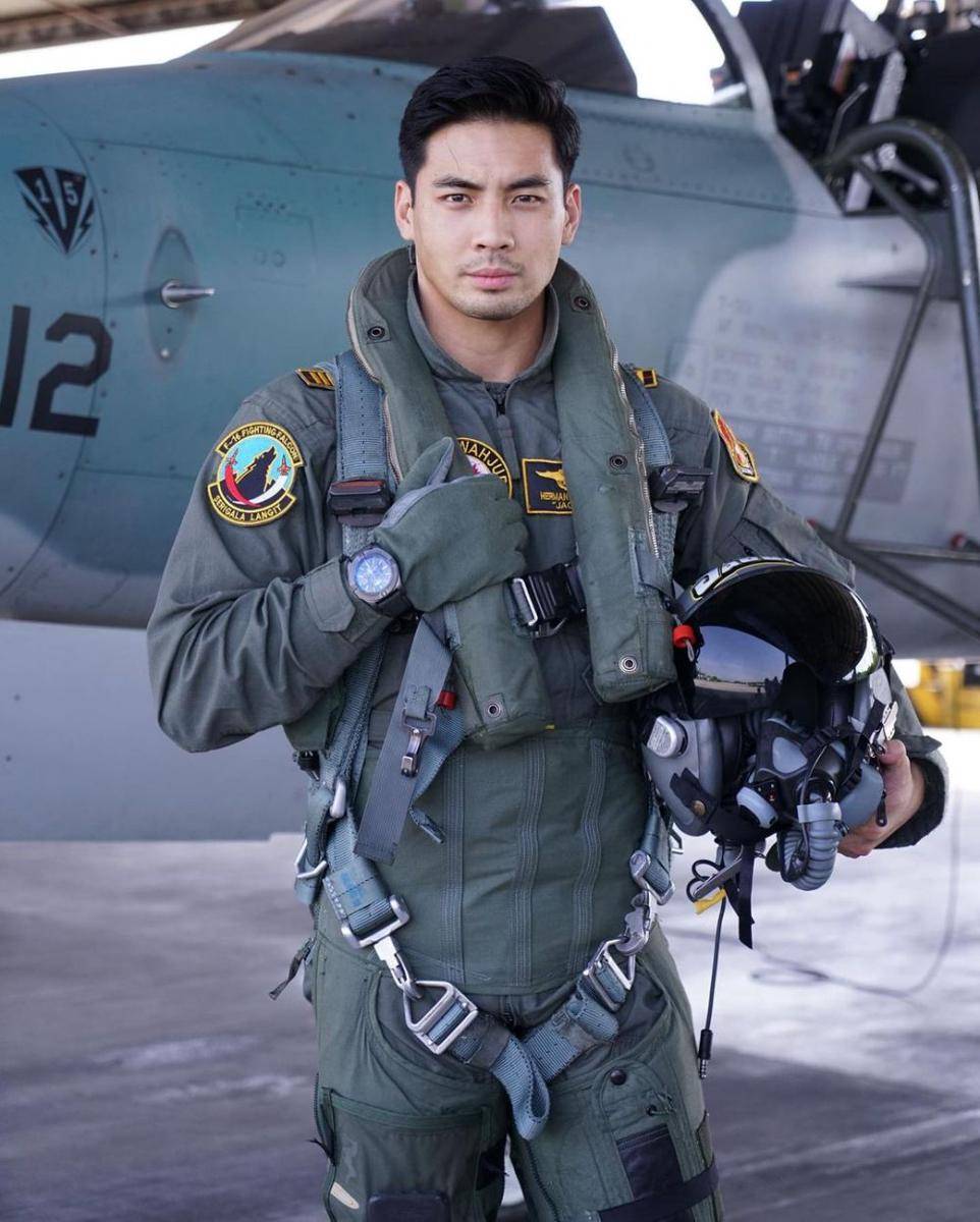 Yoshi Sudarso (instagram.com/yoshi_sudarso)