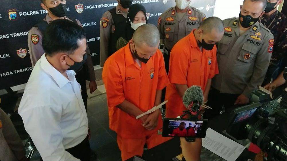 Tersangka pembobol mesin ATM saat ditangkap. IDN Times/ Bramanta Pamungkas