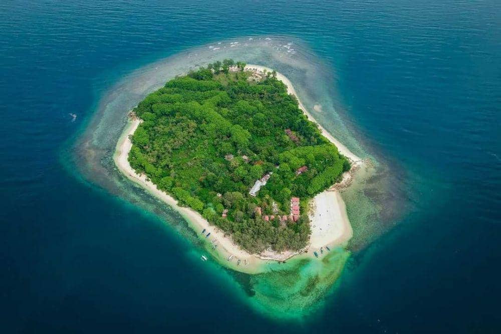 9 Pesona Gili Nanggu dengan Panorama Bawah Laut Favorit Wisatawan