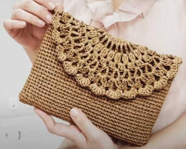 Ilustrasi clutch rajut (diytomake.com)