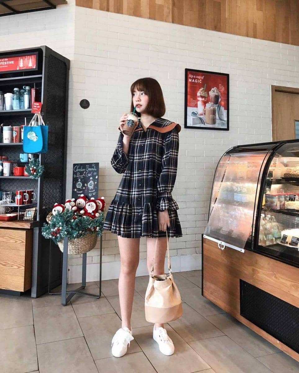outfit Jan Ployshompoo (instagram.com/janhae)
