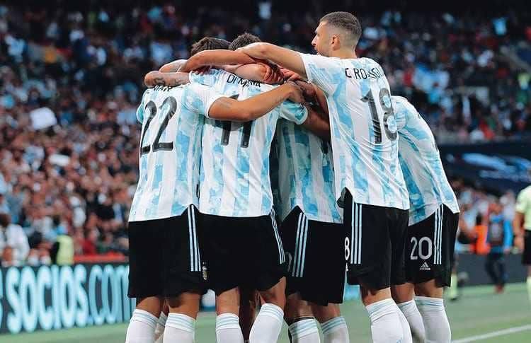 para pemain Argentina (instagram.com/@leomessi)