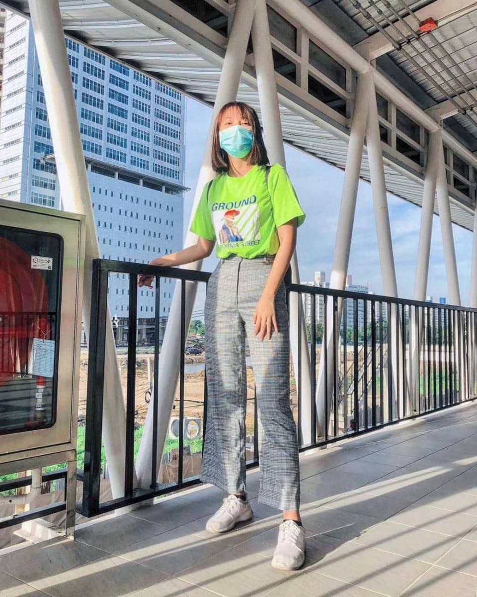 outfit Jan Ployshompoo (instagram.com/janhae)