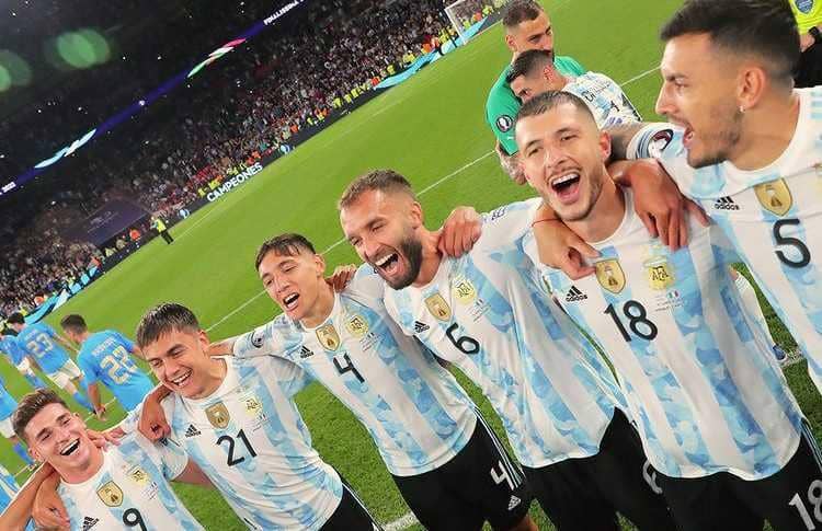 pemain Argentina rayakan juara (instagram.com/@afaseleccion)