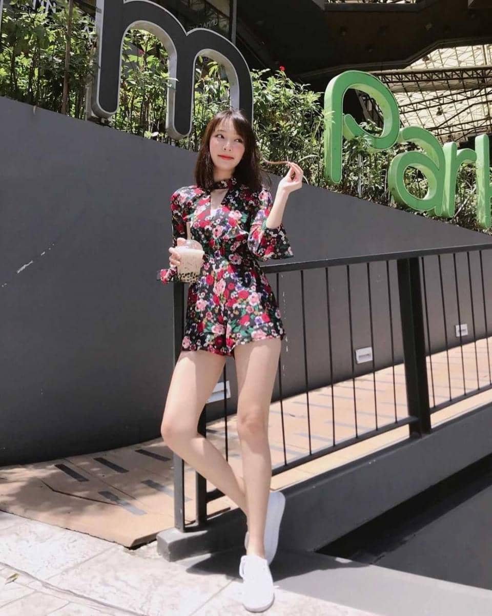 outfit Jan Ployshompoo (instagram.com/janhae)