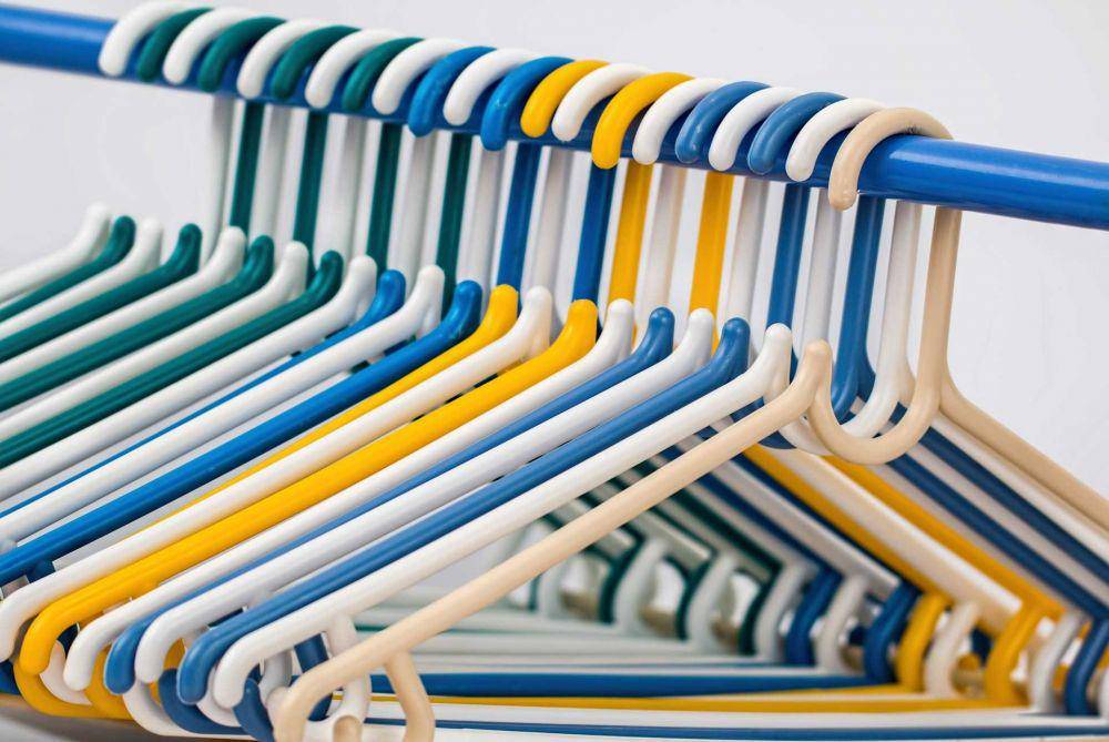 ilustrasi hanger (pexel.com/pixabay)