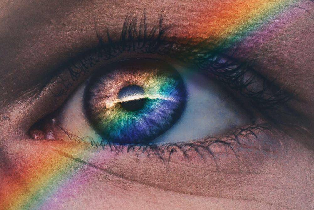 ilustrasi warna (unsplash.com/Harry Quan)