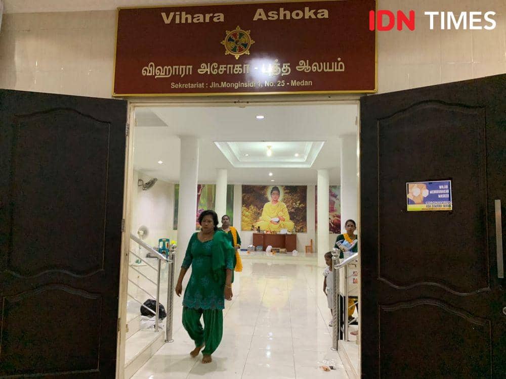 Suasana vihara Asoka Medan (IDN Times/Indah Permata Sari)