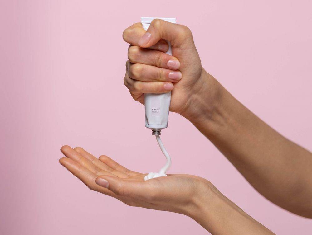 ilustrasi obat asam azaleat atau azelaic acid (pexels.com/Ron Lach)