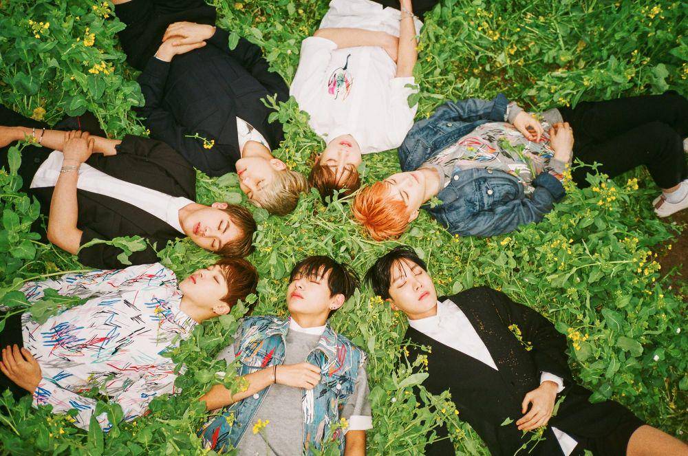 BTS (facebook.com/bangtan.official)