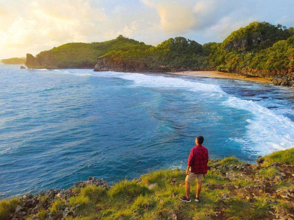 potret Pantai Widodaren (pexels.com/Vevatamaaa)