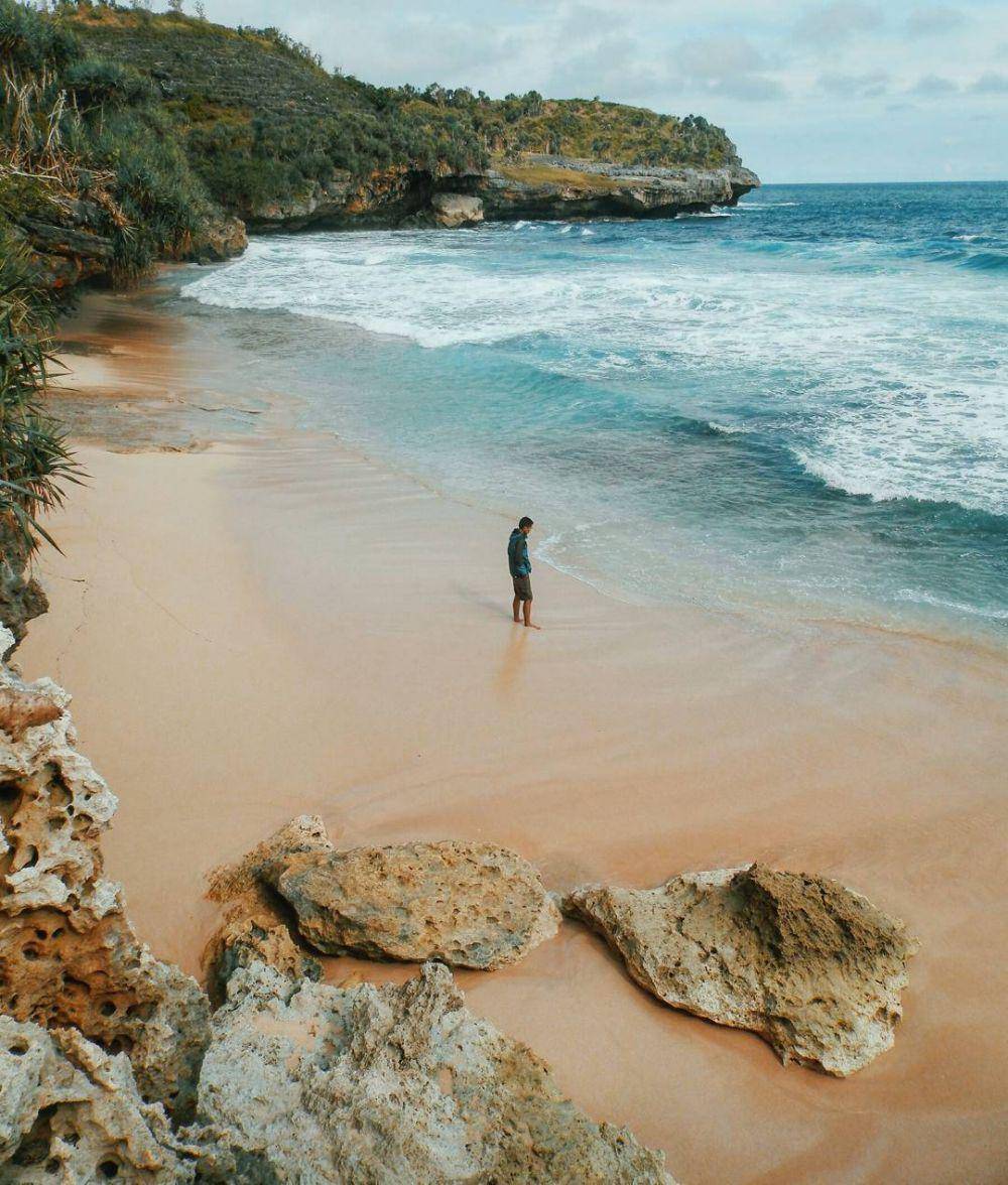 potret Pantai Widodaren (pexels.com/Arie.sm)