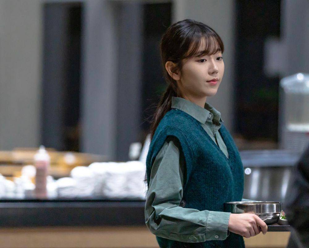 Jeon Hye Won di drama Our Beloved Summer (instagram.com/y_one_entertainment)