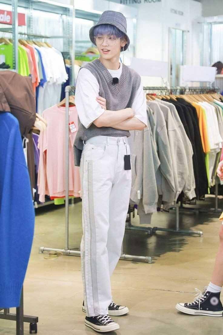 ide outfit ala Soobin TXT (twitter.com/area_ootd)