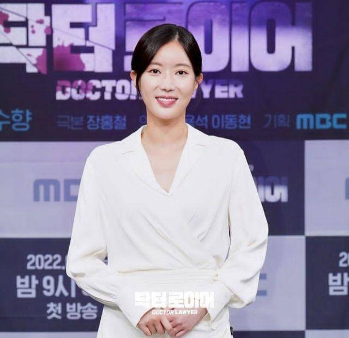 Im Soo Hyang di press conference drama Doctor Lawyer (instagram.com/mbcdrama_now)