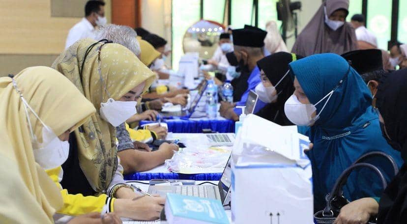 Ratusan Calon Jemaah Haji Tes PCR di Gedung MUI Kota Tangerang
