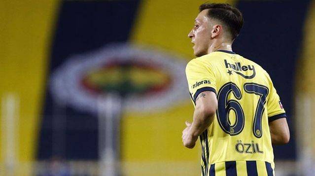 Potret Mesut Oezil (sondakika.com)
